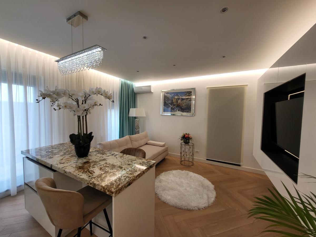 Grozavesti Luxury Apartment With 2 Rooms Bucureşti Ngoại thất bức ảnh